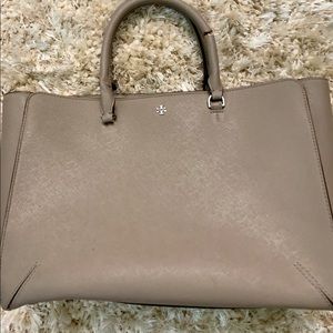 Tory Burch Robinson Handbag
